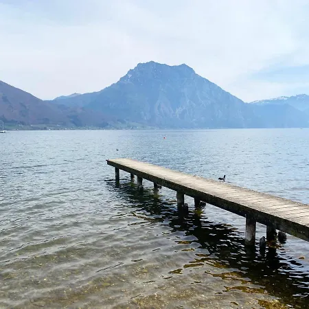 Traum Panorama Mit Berg & Seeblick Altmünster